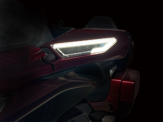 2018+ Goldwing GL1800 Sequential Mirror LED Light